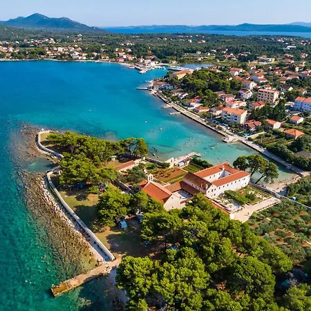 House Mostir Villa *