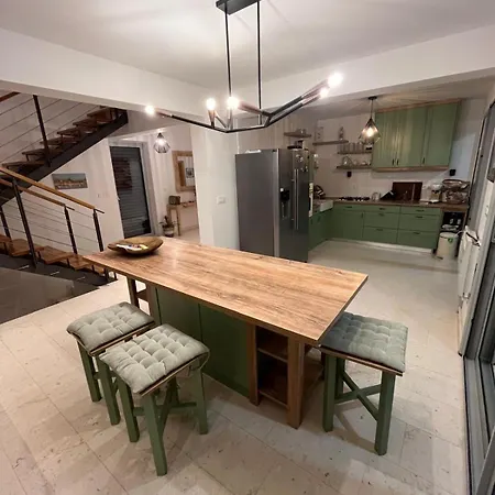 House Mostir Villa *
